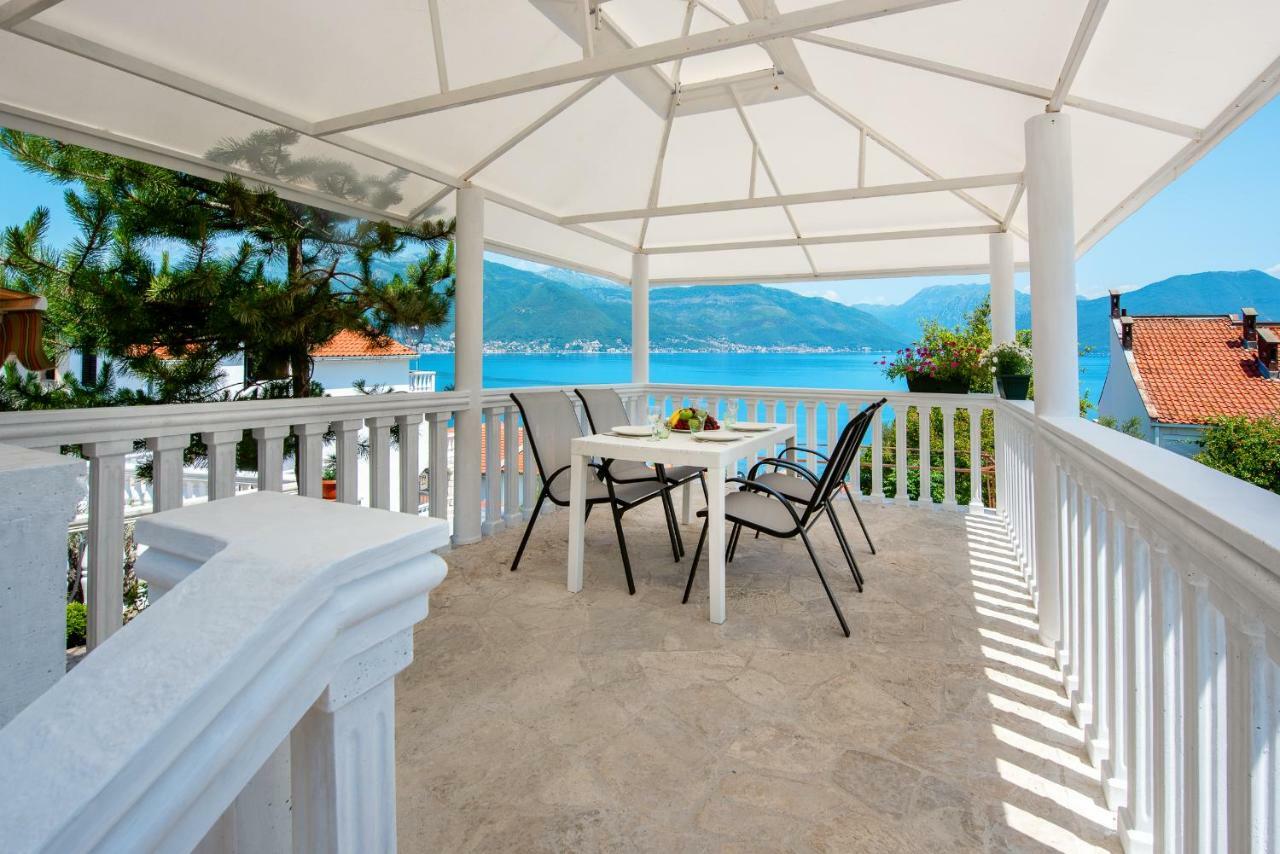 Boka Apartments Tivat Exterior photo
